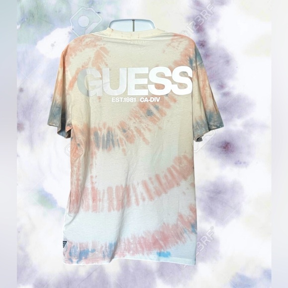 NWT GUESS ORGANIC COTTON TIE-DYE T-SHIRT.   Women’s size Medium Men’s size Small - Picture 2 of 5